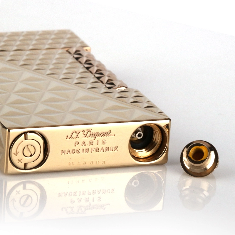 S.T. Dupont Ligne 2 Fire Head 2 Gold detail 3