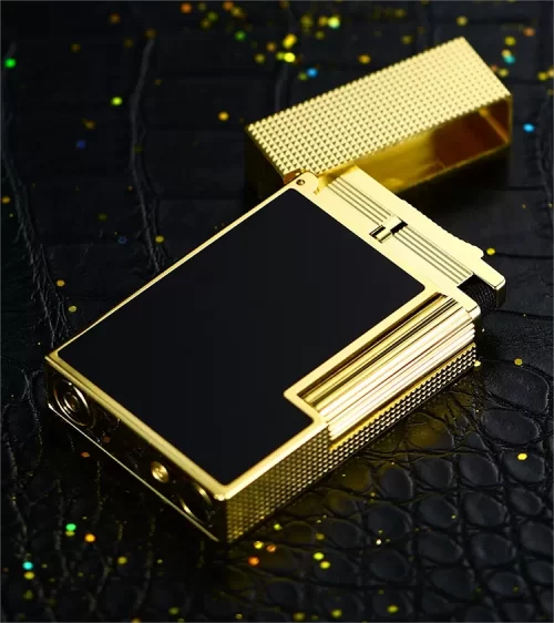 S.T. Dupont Ligne 2 Microdiamond Head Yellow Gold And Matt Black Lacquer Lighter detail 2