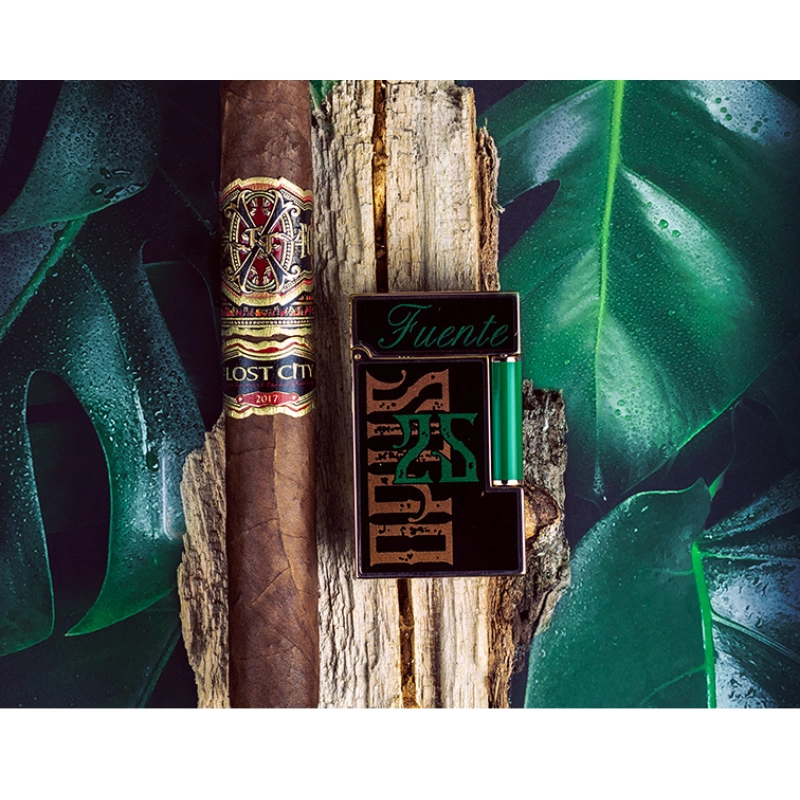 S.T. Dupont briquet Ligne 2 Fuente Opus X Laque Lighter detail 5